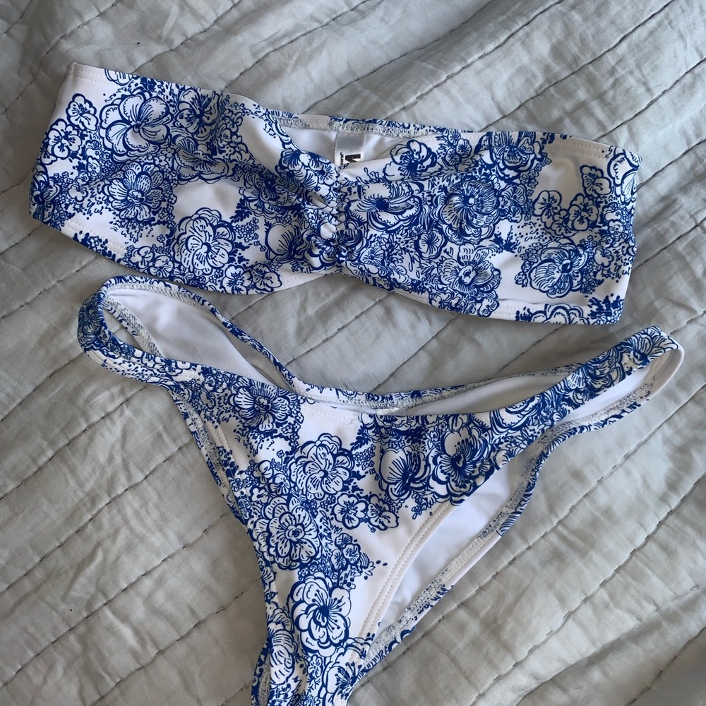 American apparel swimsuit size m